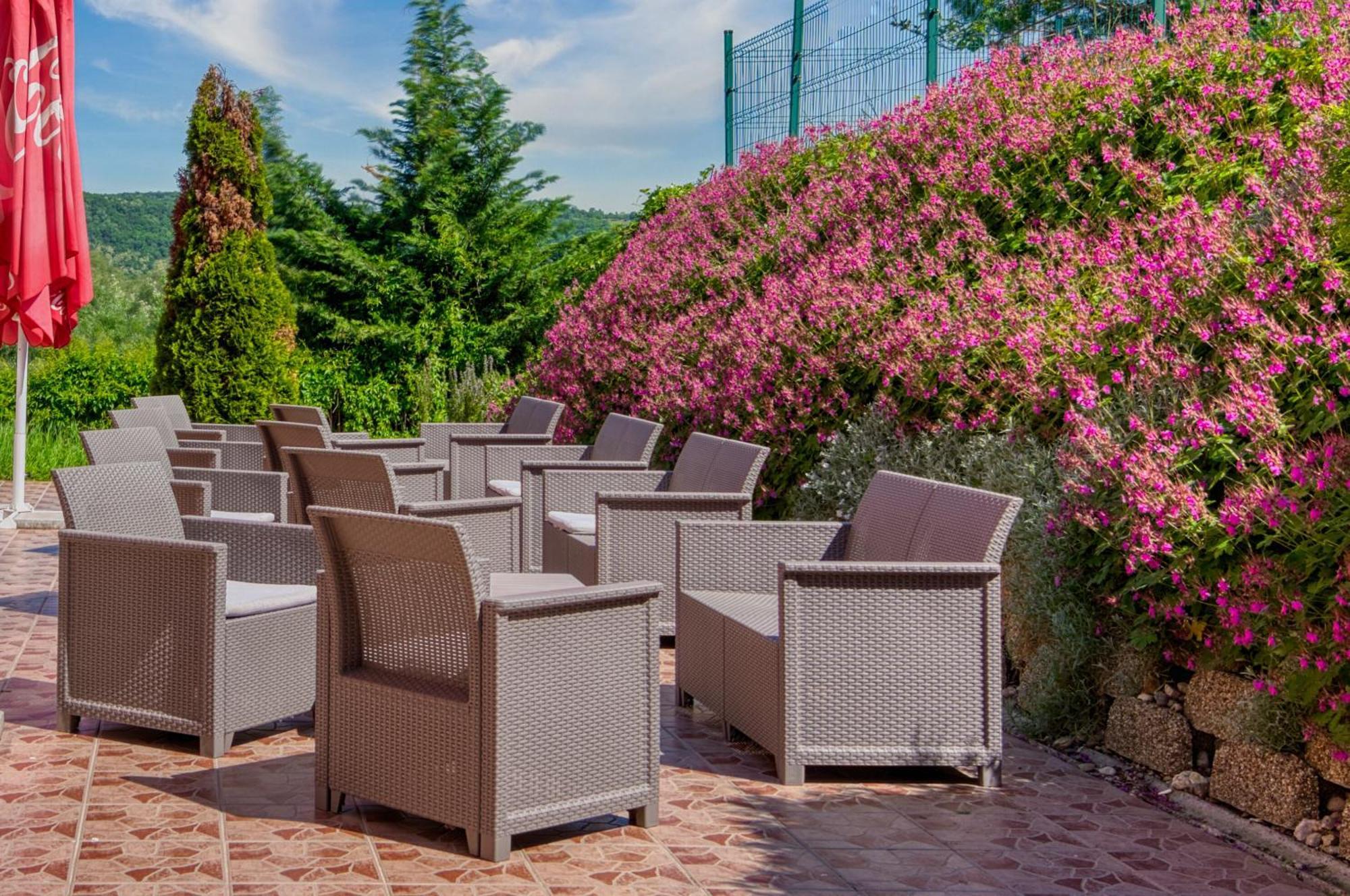 Hotel Bellevue Esztergom Exterior photo